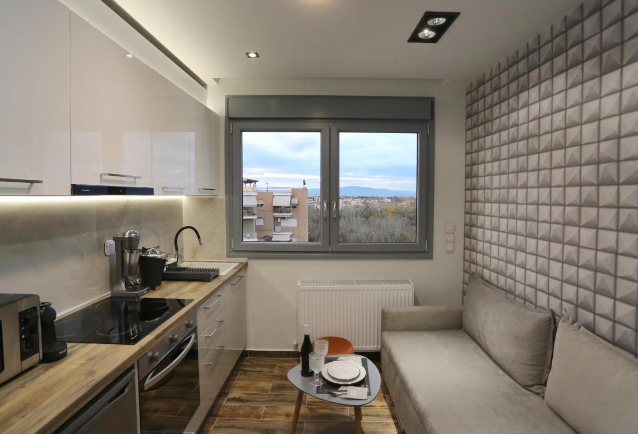 La Larissa Luxury Apartments Dafne Exterior foto